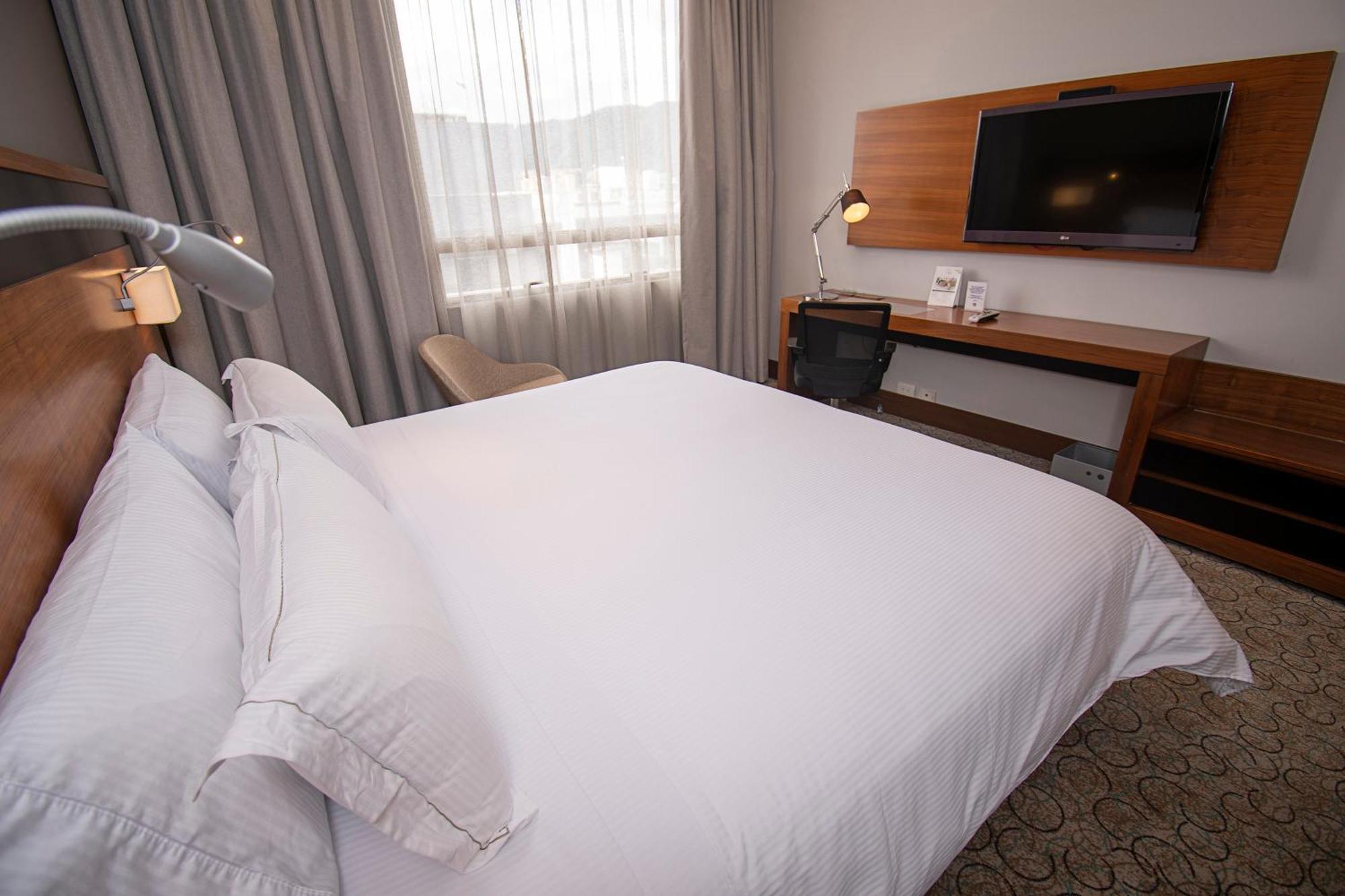 Doubletree By Hilton Bogota Parque 93 Hotel Kültér fotó
