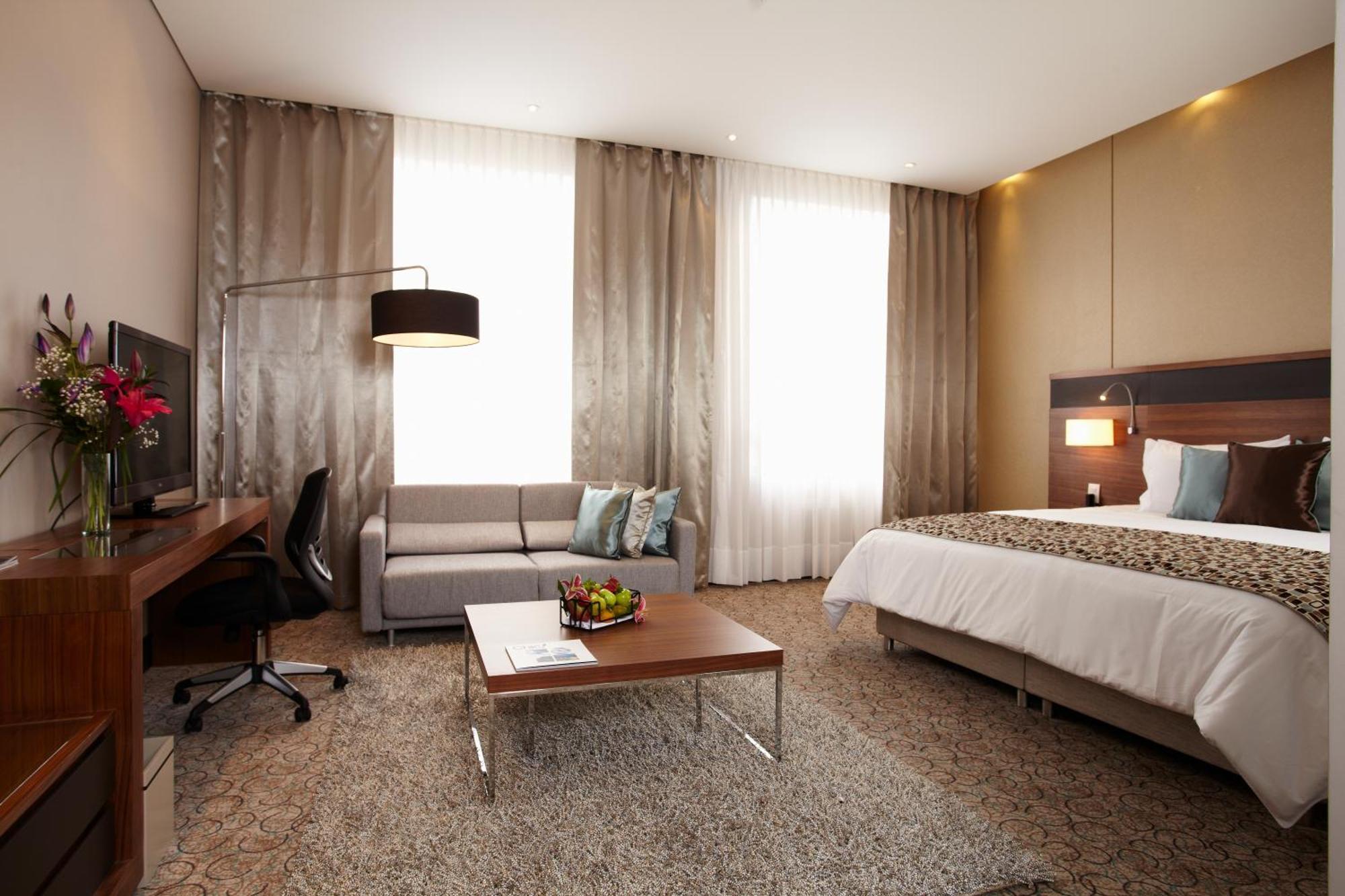 Doubletree By Hilton Bogota Parque 93 Hotel Kültér fotó