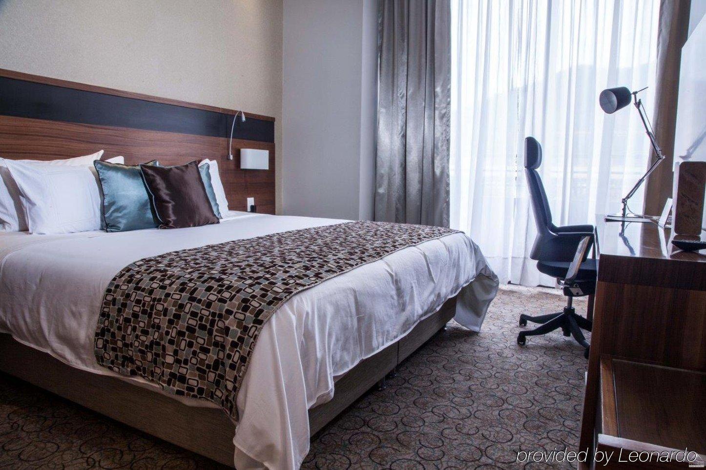 Doubletree By Hilton Bogota Parque 93 Hotel Kültér fotó